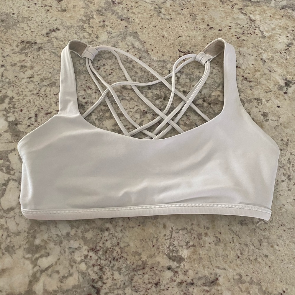 Lululemon Free To Be Wild Sports Bra, size 6